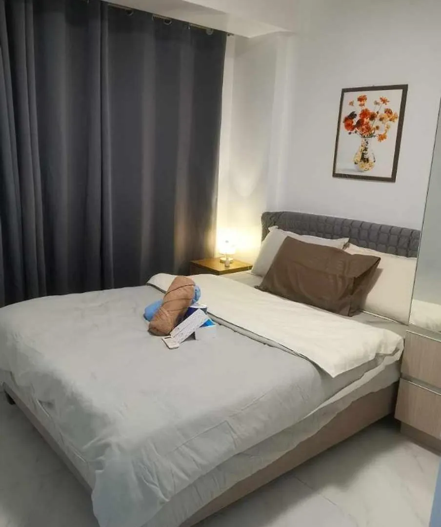 Monarch Parksuites Manila